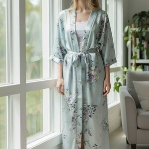 Inner Most Vintage Blue Floral Full- Length Floral Robe, Size Small.